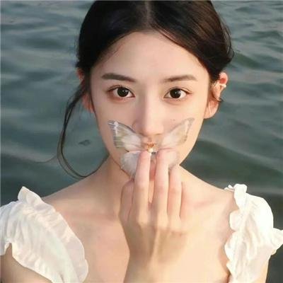 有些女孩这样做